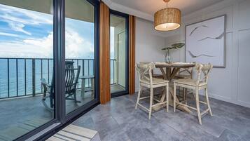Condo, 1 Bedroom | Dining