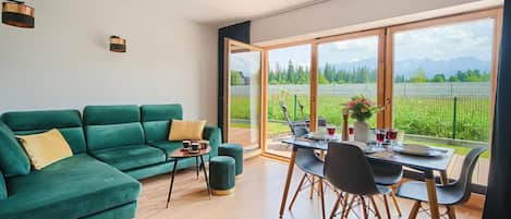 Maison mitoyenne, 2 chambres, vue montagne | Salle de séjour