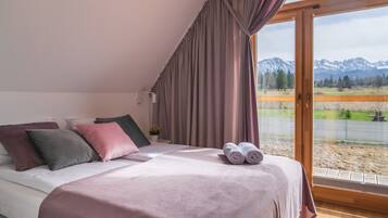 Chalet, 2 habitaciones, vista a la montaña | Insonorización, tabla de planchar con plancha y wifi gratis