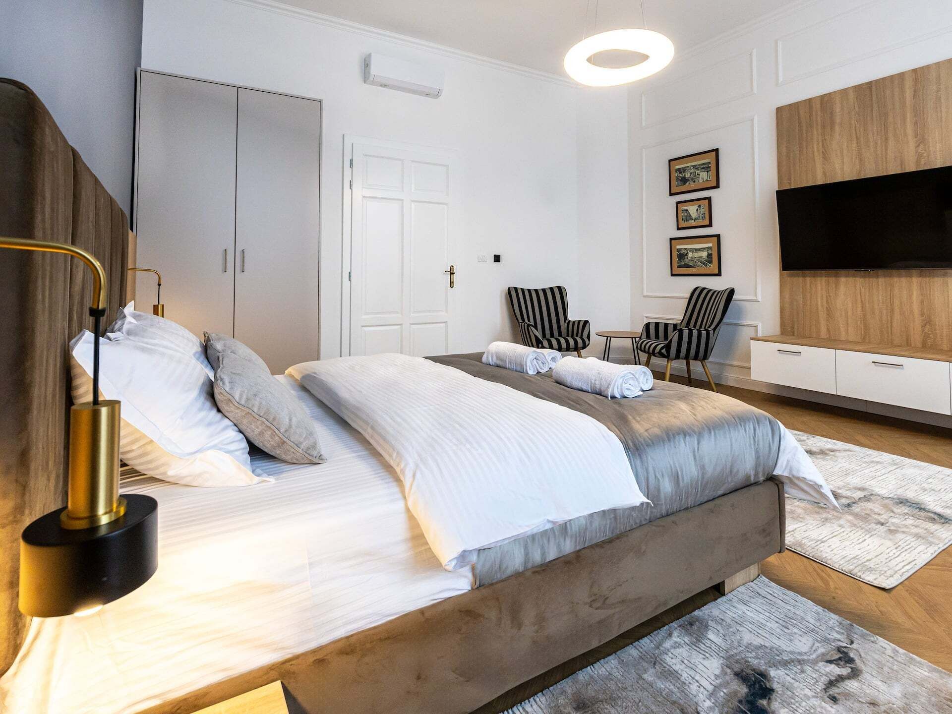 2 Schlafzimmer, Schreibtisch, Bügeleisen/Bügelbrett, kostenloses WLAN