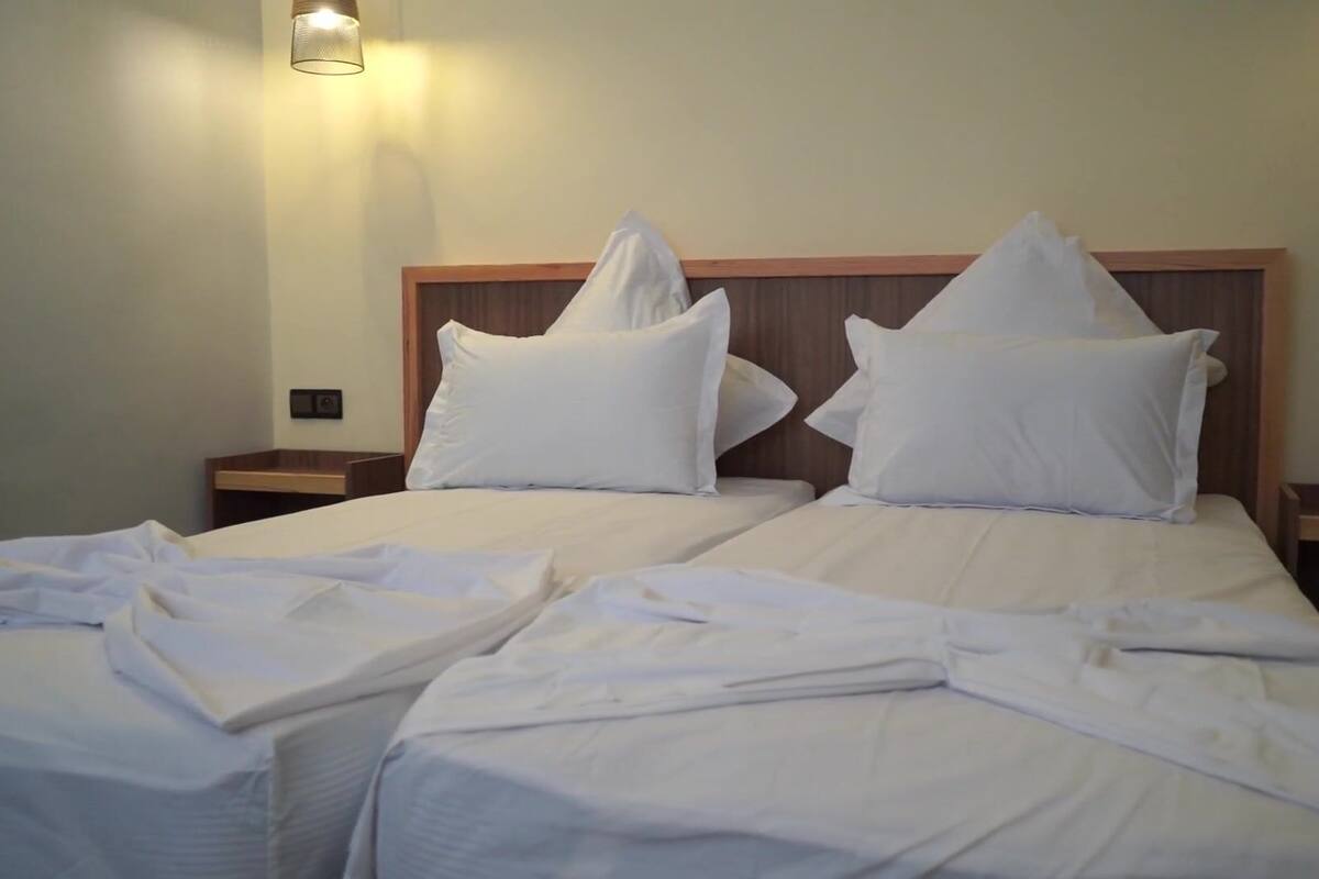 Habitación doble Confort | Tabla de planchar con plancha y wifi gratis