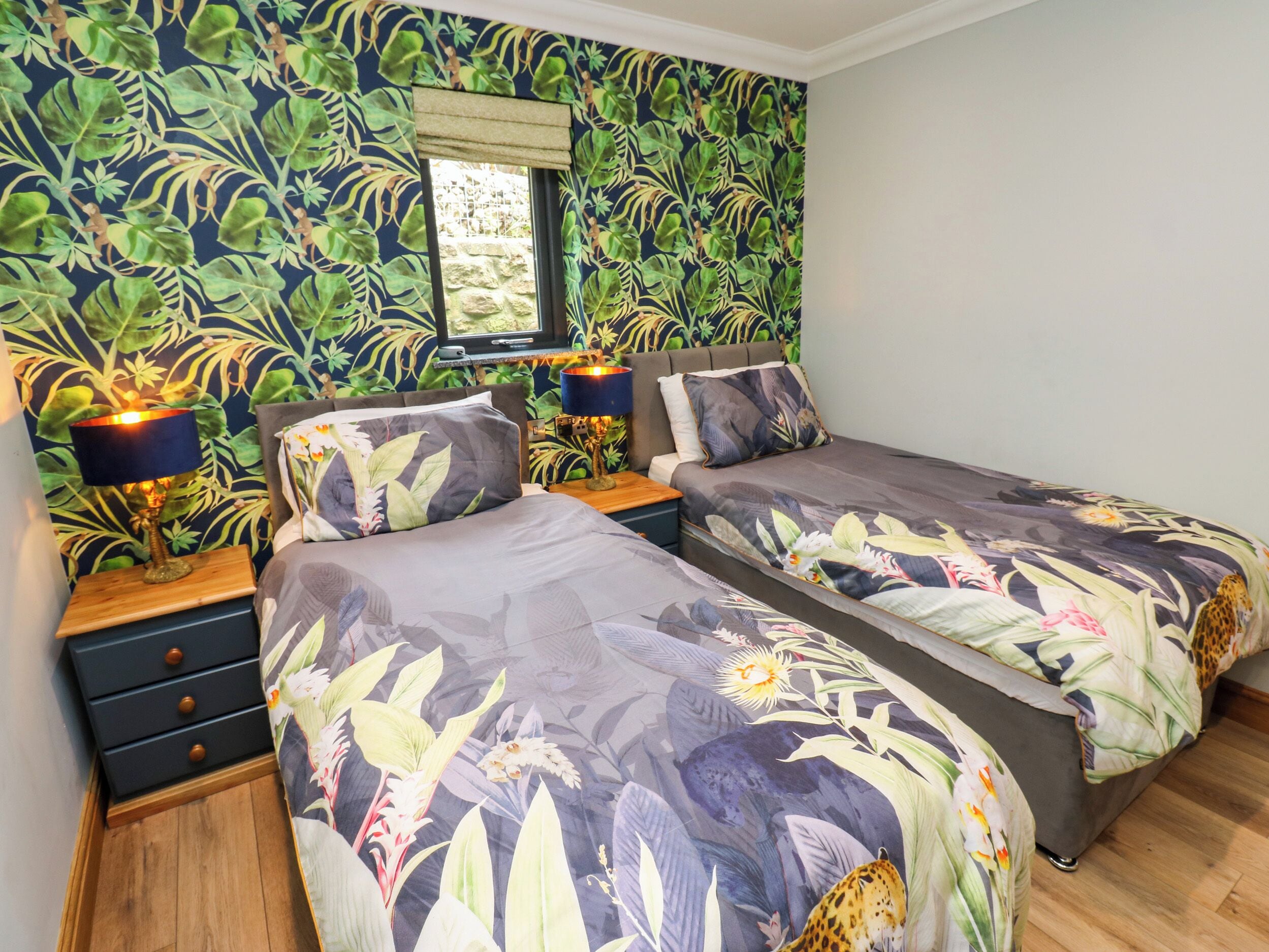 2 bedrooms, free WiFi, individually decorated, individually furnished