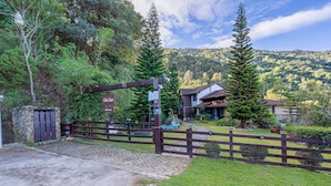 Deluxe Cabin, Mountain View | Property grounds - Villa Cielo (Jarabacoa)