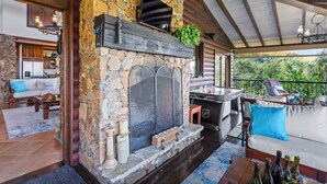 Deluxe Cabin, Mountain View | Terrace/patio - Villa Cielo (Jarabacoa)