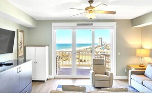 Living area - stunning Gulf views, resort-style amenities, and an unbeatable location (Panama City Beach)