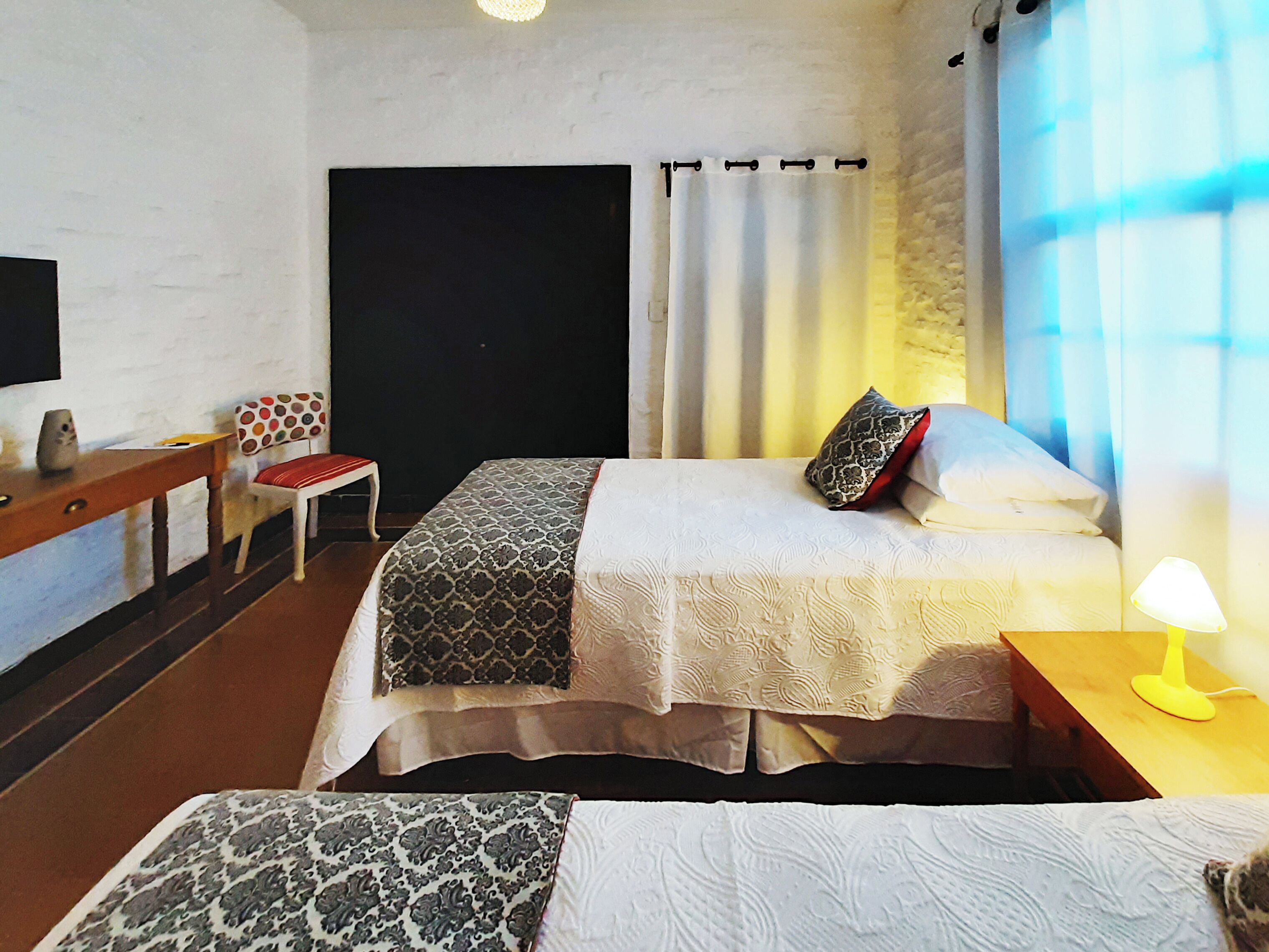Standard Double or Twin Room, Balcony, Garden View | Meja, ruang kerja komputer riba, Wi-fi percuma 
