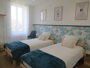 3 dormitorios, tabla de planchar con plancha, wifi y ropa de cama