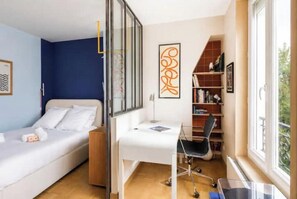Room - Cocon cosy et lumineux · 1BDR · Bastille (Paris)