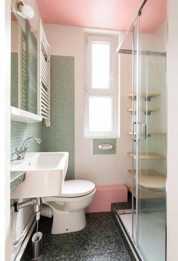 Bathroom - Cocon cosy et lumineux · 1BDR · Bastille (Paris)