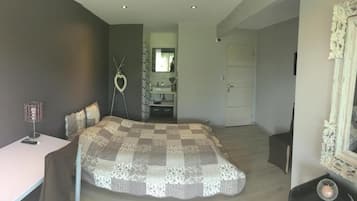 Soundproofing, iron/ironing board (on request), free WiFi