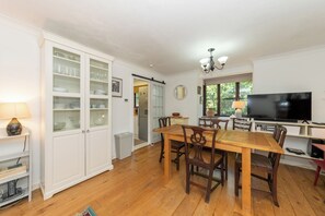 Dining - Quiet Green&Peaceful Home Near Reading University - Pass the Keys (Reading)