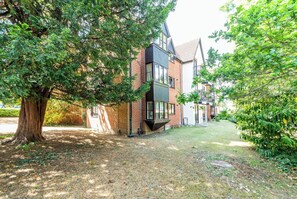 Exterior - Quiet Green&Peaceful Home Near Reading University - Pass the Keys (Reading)
