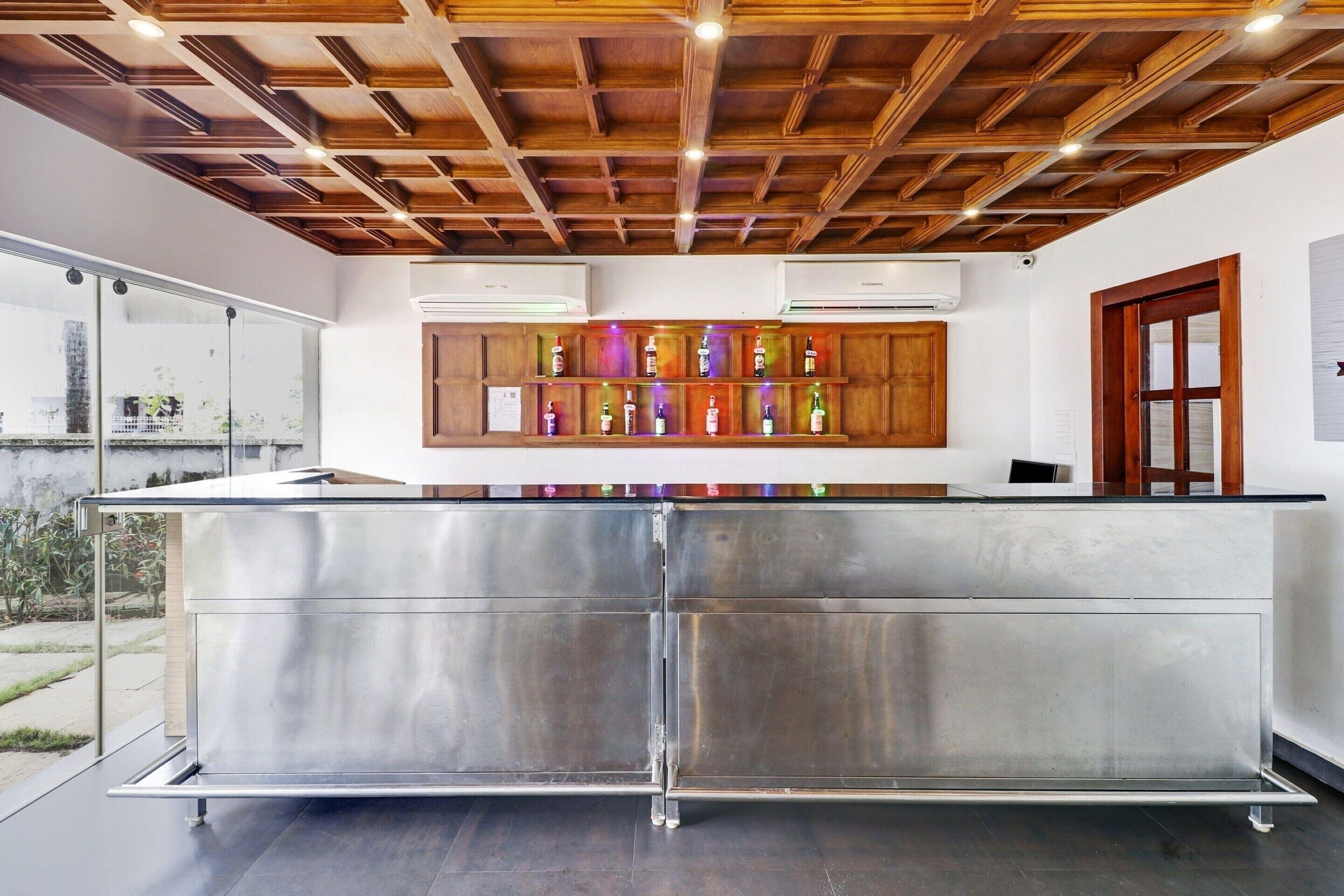 Rumah | Bar (di properti)