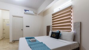 Room - Hotel Metro Grand (Bengaluru)