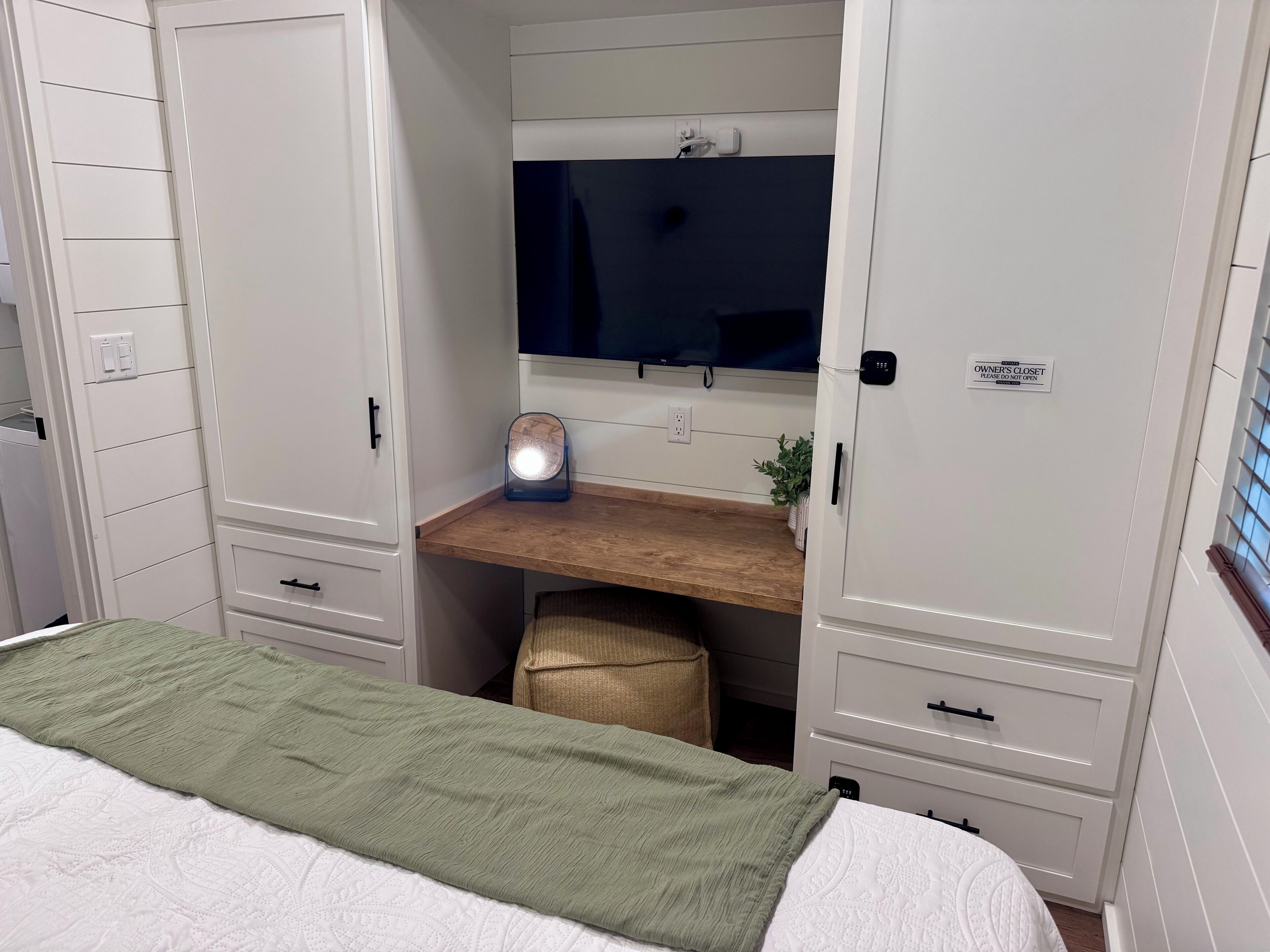 1 bedroom, WiFi (free), bed sheets
