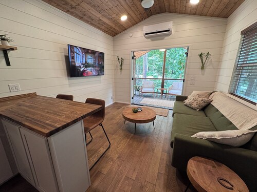 Northern Lights Farmhouse in Mentone, AL