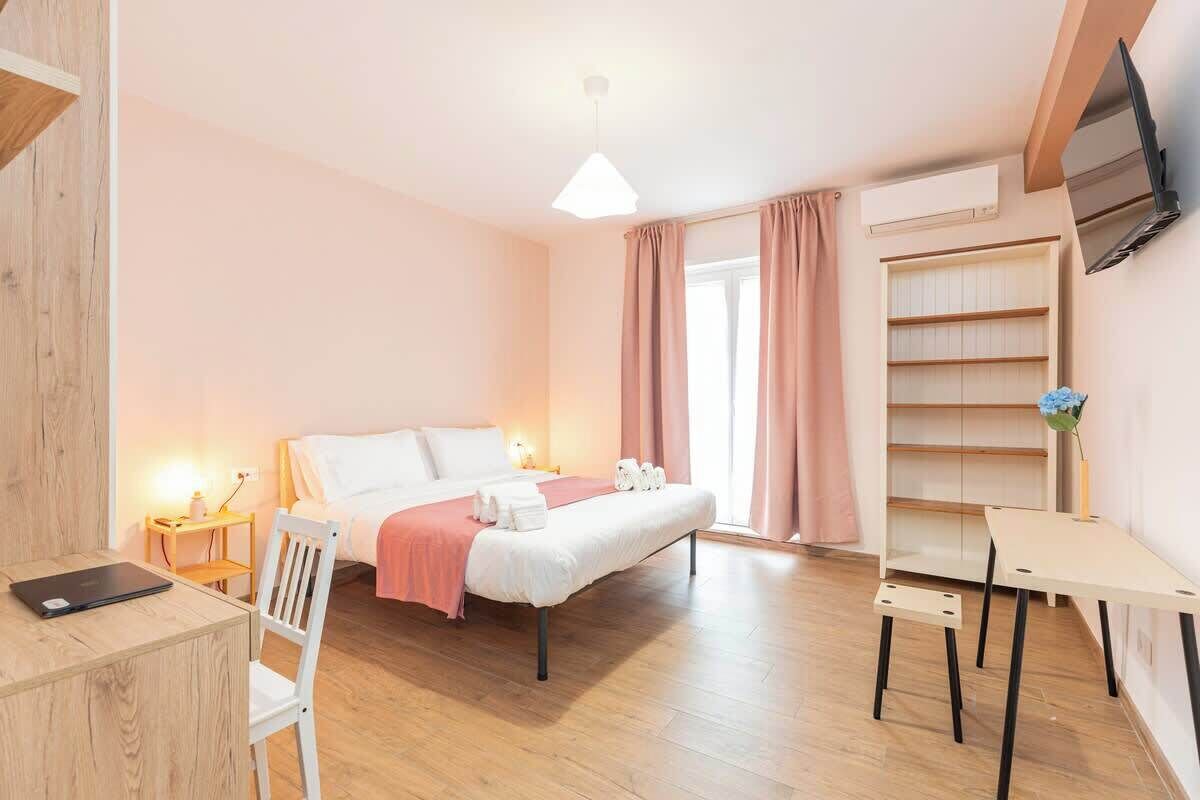 2 bedrooms, WiFi, bed sheets