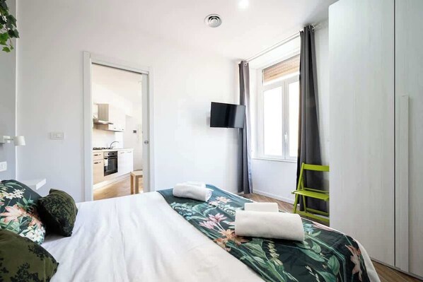 Room - Central House, Standard room · Central House, Standard room (Naples)