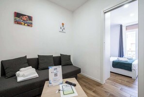 Living area - Central House, the Superior · Central House at the Main Station - the Superior (Naples)