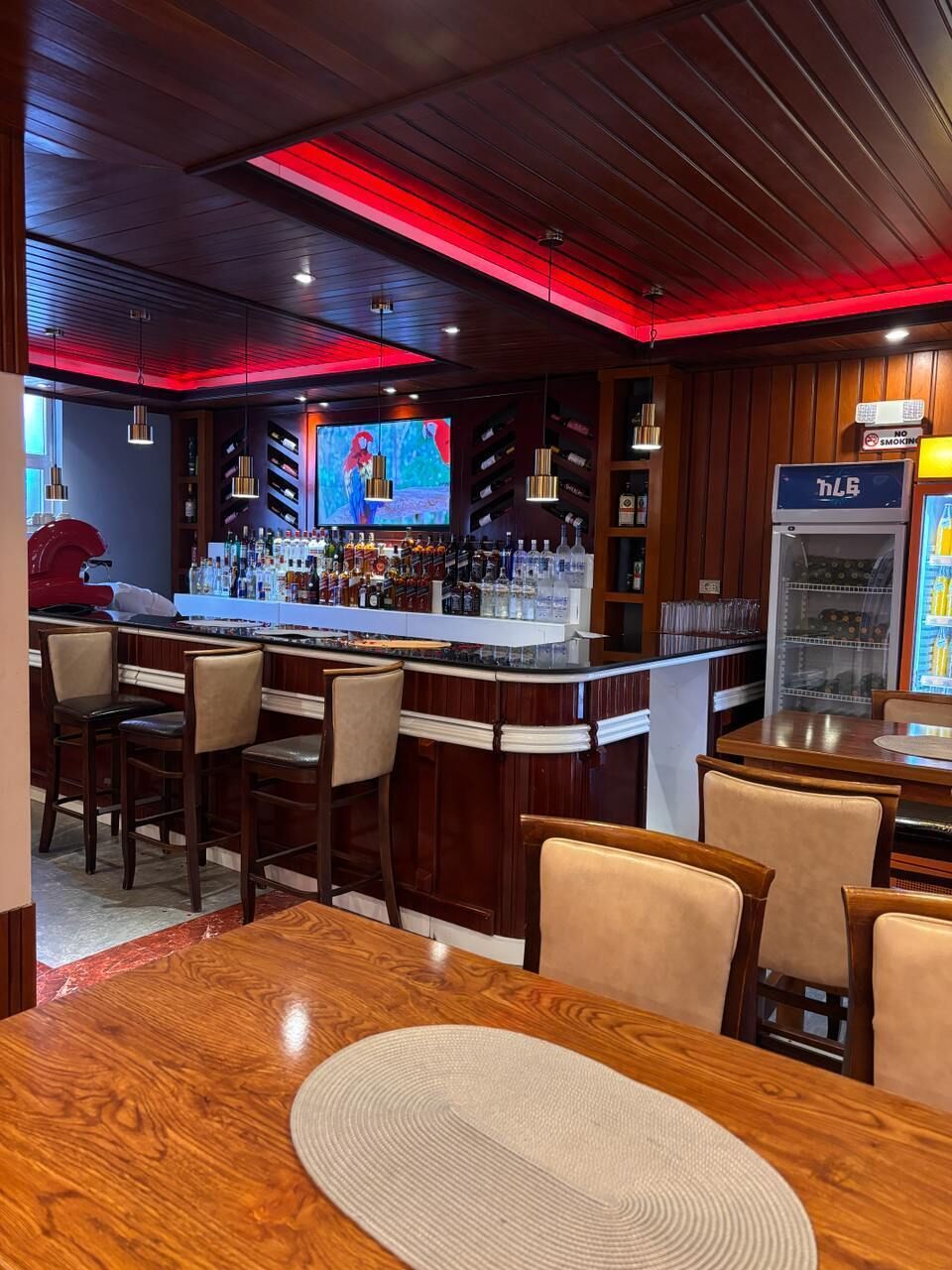 Bar (en la propiedad)