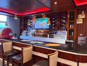 Bar (en la propiedad)