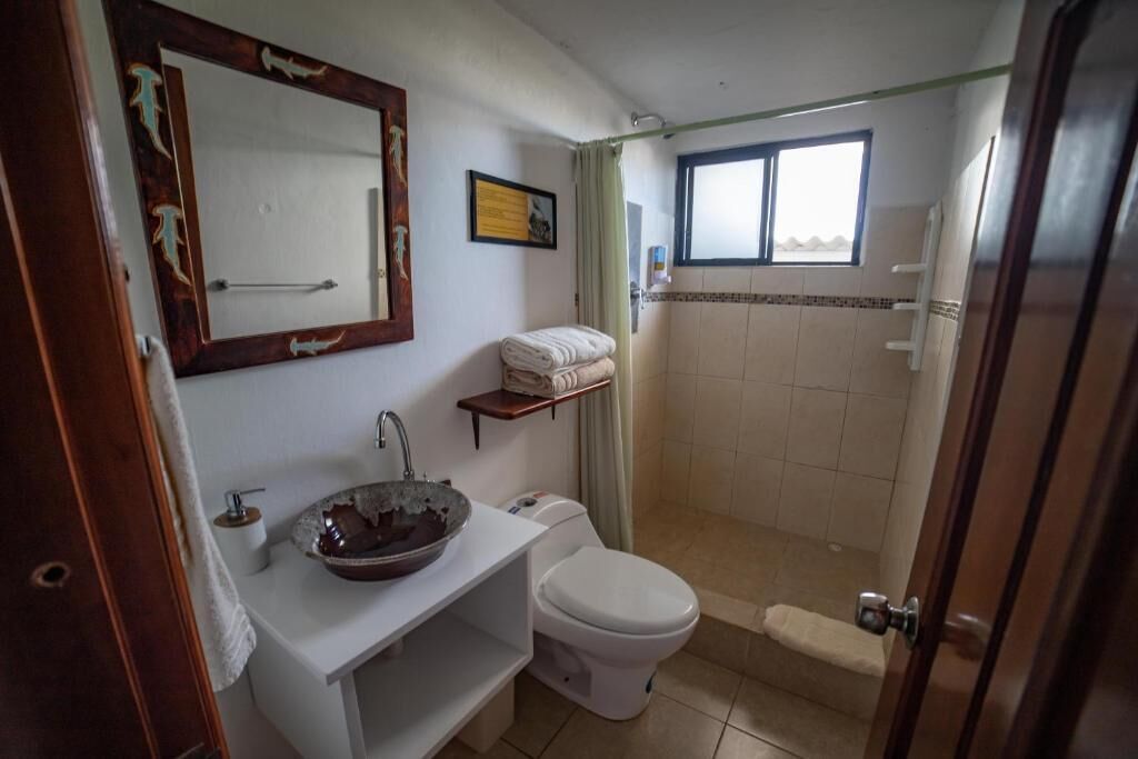 Superior Studio, Non Smoking | Bathroom