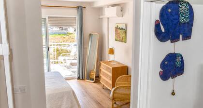 Ad1360 in Oliva With 3 Bedrooms and 1 Bathrooms