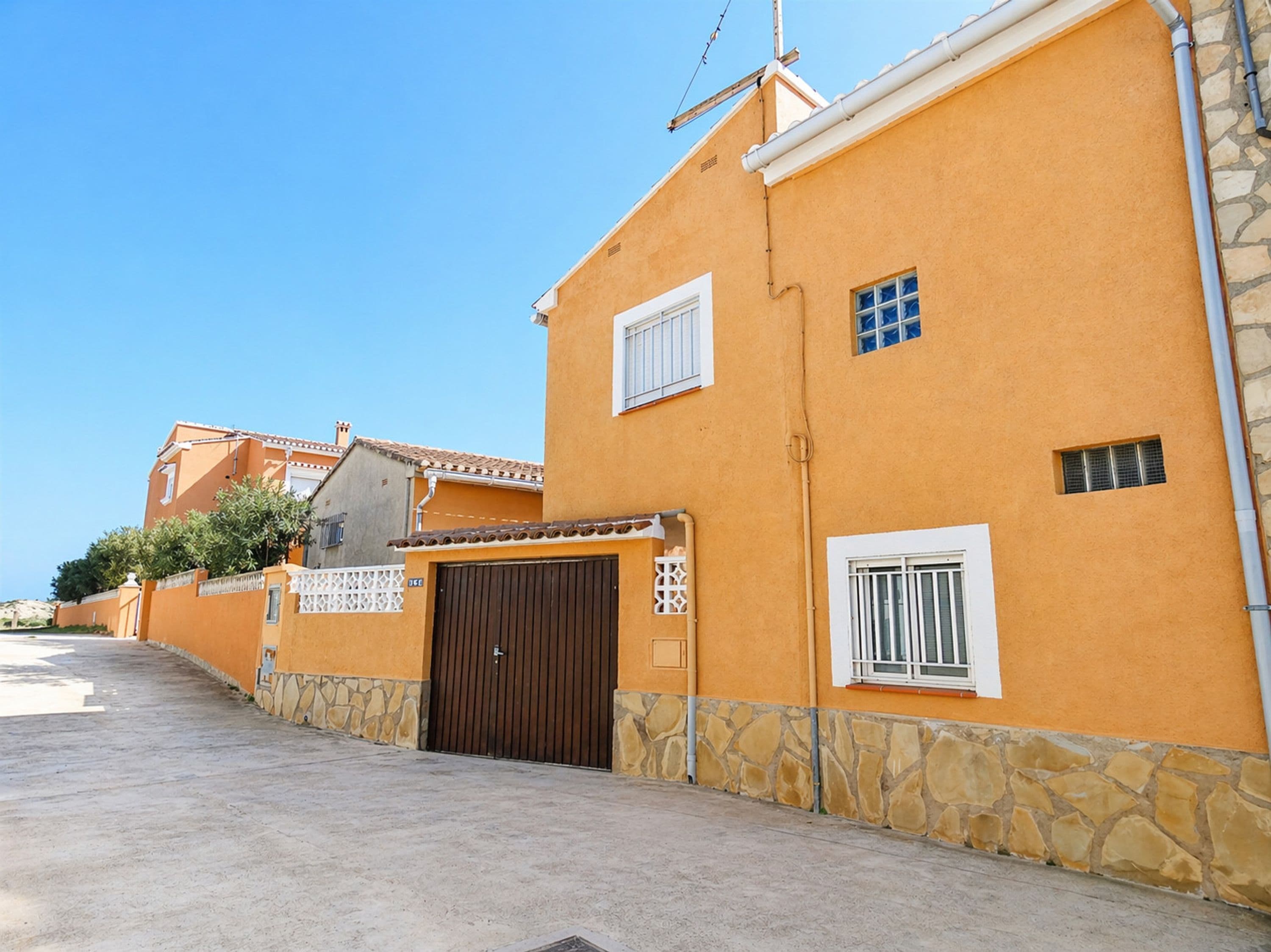 House | 3 bedrooms