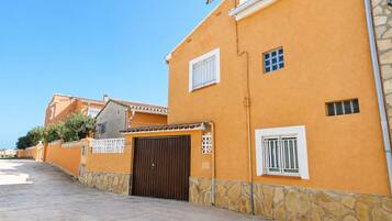 House | 3 bedrooms