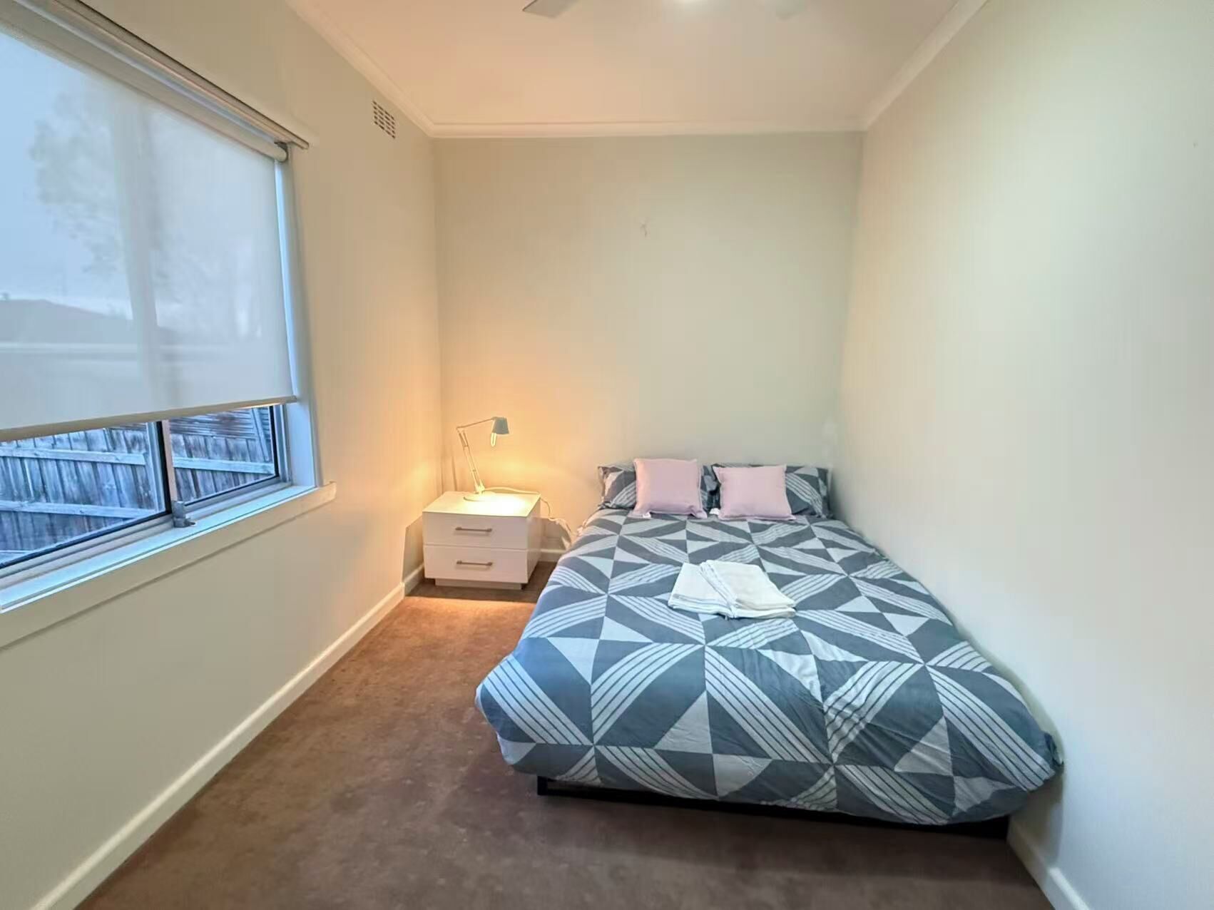 3 bedrooms, bed sheets