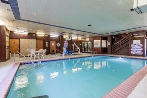 Pool - Machronicles Properties at Lagonita Lodge in enchanting Big Bear Lake (Big Bear Lake)