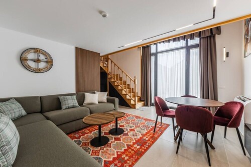 Muraga Villas 8 | Polifonia by PikHost
