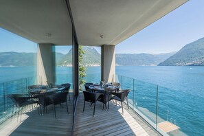 Outdoor dining - Laglio Élite Retreat - With Pool and Parking (Laglio)