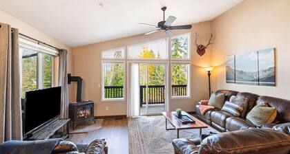 Goat Haunt Hideaway | Whitefish, MT Townhome