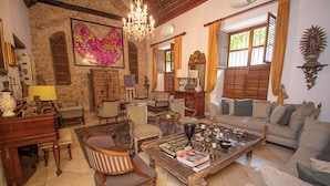 40-inch Smart TV with satellite channels, Netflix, streaming services - Casa Mejia (Cartagena de Indias)