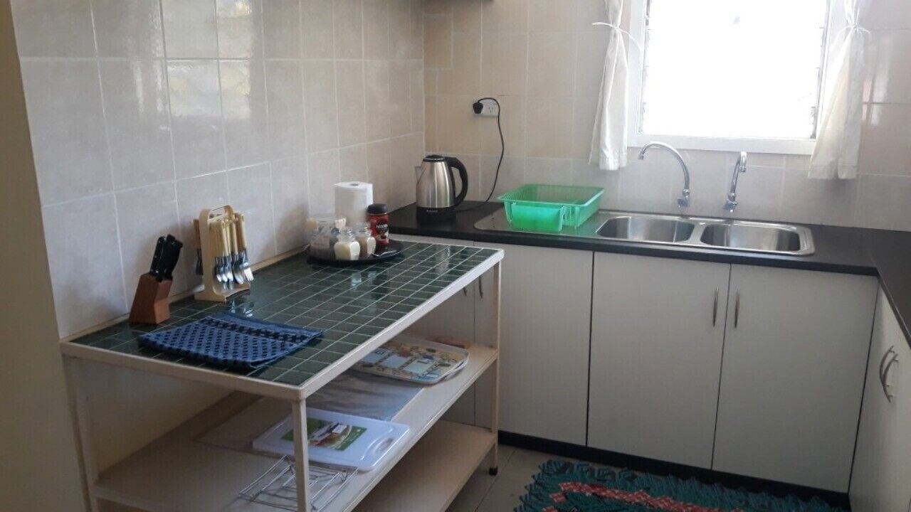 Shared fridge, shared microwave