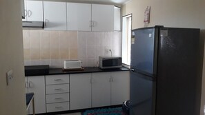 Kühlschrank, Mikrowelle
