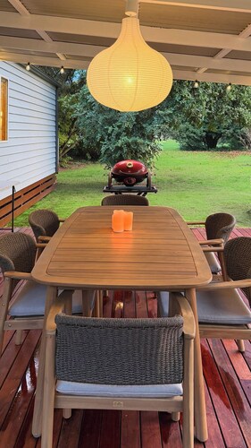 The Banya Place - renovated cabin in Bright