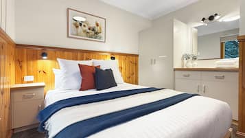 2 habitaciones, tabla de planchar con plancha, wifi y ropa de cama