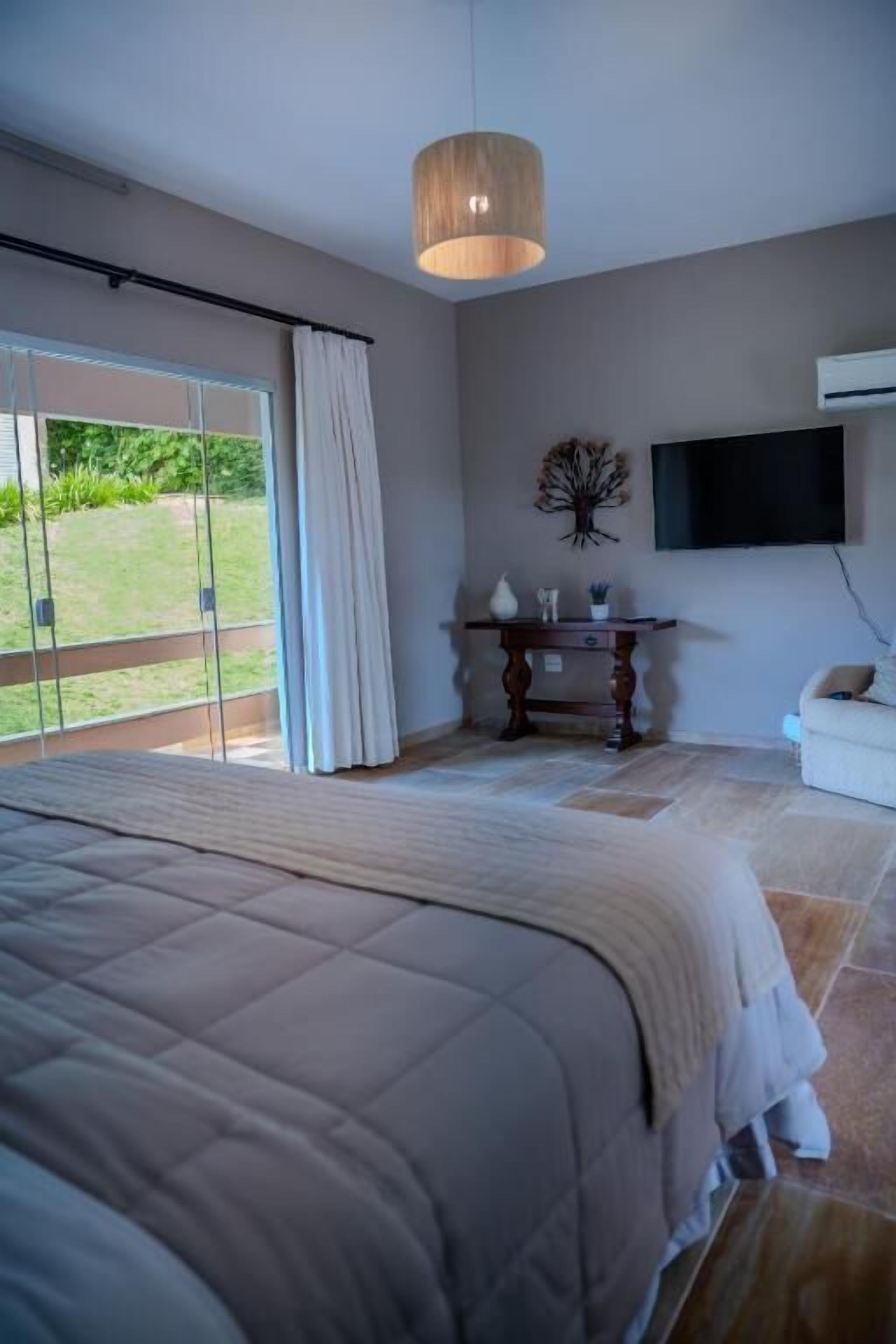 Deluxe Suite, Lanai, Mountain View