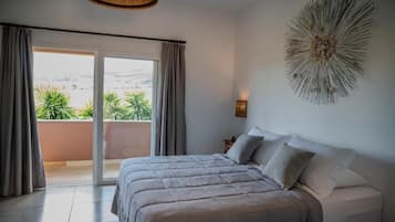 Comfort Suite, Lanai, Mountain View | Free WiFi