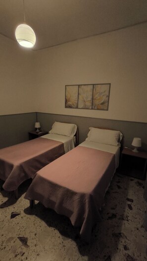 Phòng dành cho gia đình, ban công, quang cảnh sân vườn | Spa