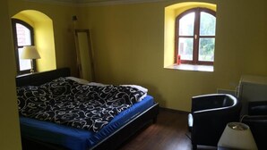 Doppelzimmer | Kostenloses WLAN, Bettwäsche