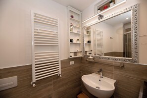 Bathroom - A cozy apartment in the heart of Florence (Firenze)