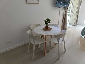 Dining - Beautiful studio apartment in Green Park II, Solanas, Punta del Este (Maldonado)