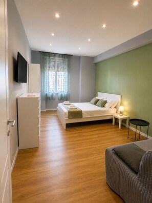 Apartment | Iron/ironing board (on request), free WiFi - Domus Mea San Giovanni (Roma)