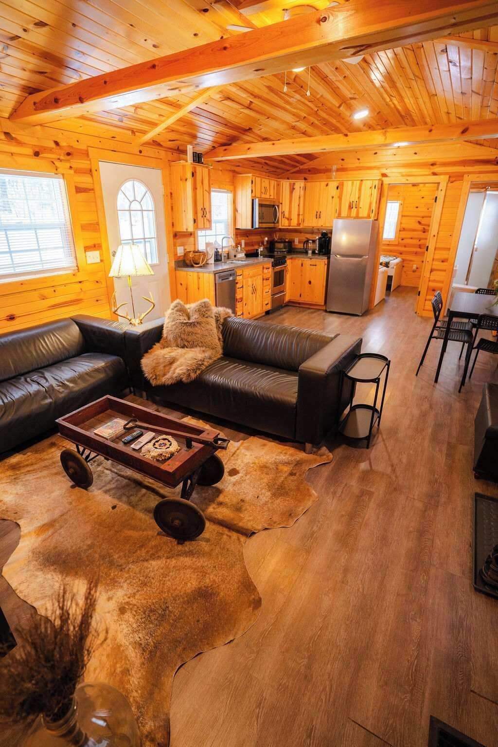 Cabane, plusieurs lits, patio (Deer Run Retreat) | Coin séjour
