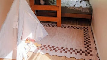 3 chambres, draps fournis