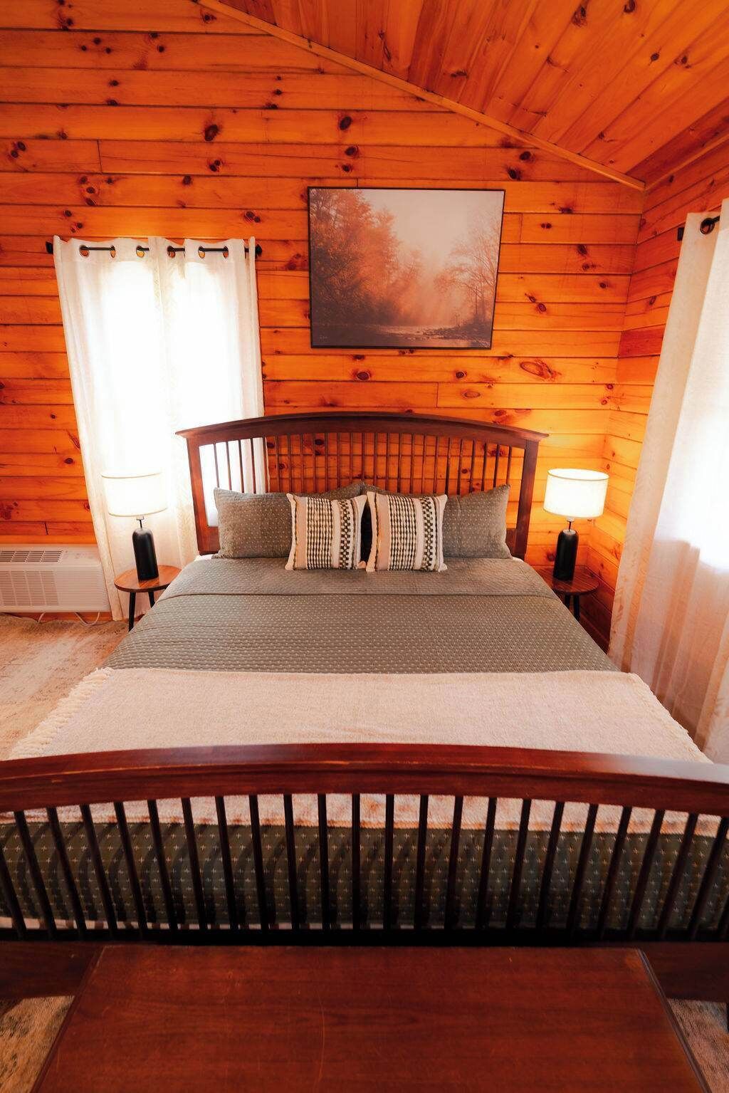 Cabin, 1 King Bed with Sofa bed, Hot Tub (Shepherd's Grove) | 1 bedroom, bed sheets