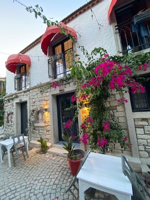 Exterior - Yusuf Han Alacati  (İzmir)